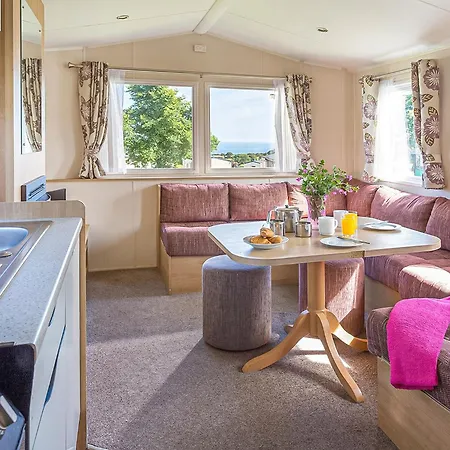 Tencreek Looe Room photo